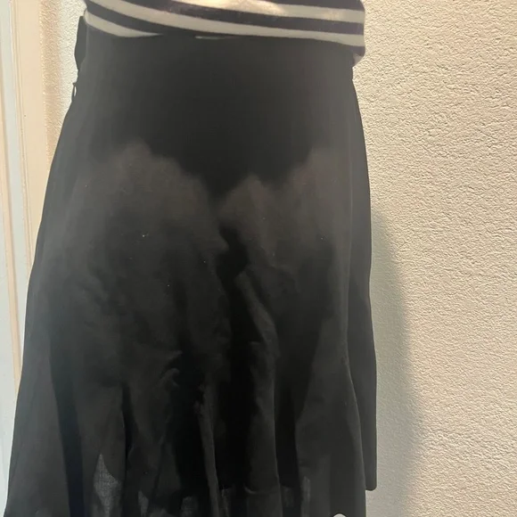 Chanel Skirt size small - Picture 3 of 8